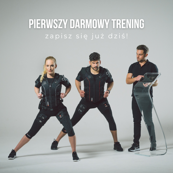 Pierwszy darmowy trening EMS w ExShape Białystok – kobieta i mężczyzna ćwiczący w strojach XBody pod opieką trenera